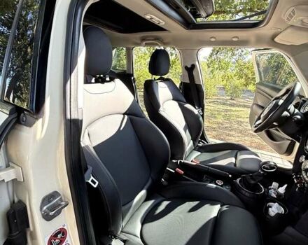 Бежевий Міні Cooper, об'ємом двигуна 1.5 л та пробігом 57 тис. км за 14800 $, фото 9 на Automoto.ua