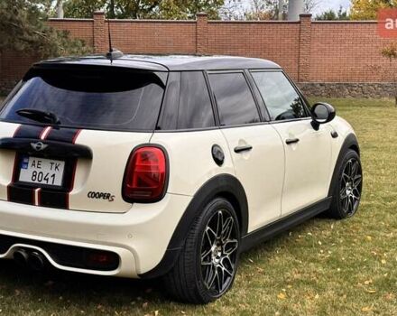 Бежевый Мини Купер, объемом двигателя 2 л и пробегом 95 тыс. км за 16000 $, фото 2 на Automoto.ua