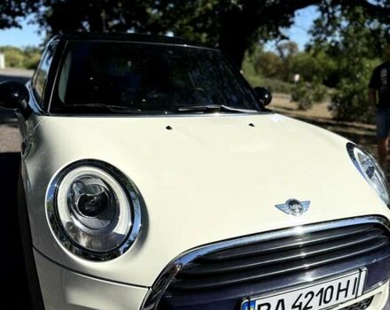 Бежевий Міні Cooper, об'ємом двигуна 1.5 л та пробігом 57 тис. км за 14800 $, фото 2 на Automoto.ua