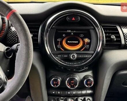 Бежевый Мини Купер, объемом двигателя 2 л и пробегом 95 тыс. км за 16000 $, фото 15 на Automoto.ua