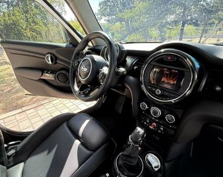 Бежевий Міні Cooper, об'ємом двигуна 1.5 л та пробігом 57 тис. км за 14800 $, фото 8 на Automoto.ua
