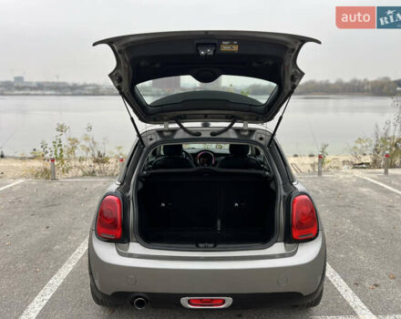 Бежевий Міні Cooper, об'ємом двигуна 1.5 л та пробігом 107 тис. км за 11500 $, фото 27 на Automoto.ua