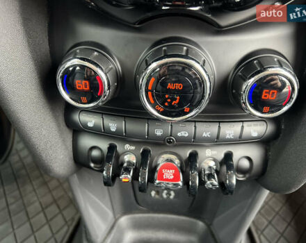 Бежевий Міні Cooper, об'ємом двигуна 1.5 л та пробігом 107 тис. км за 11500 $, фото 21 на Automoto.ua