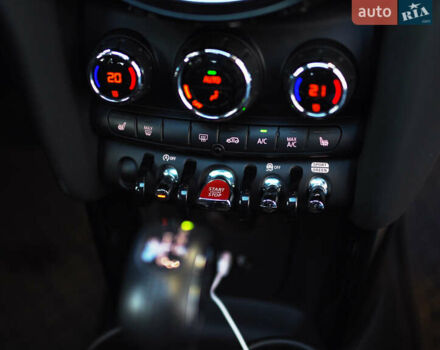 Бежевий Міні Cooper, об'ємом двигуна 2 л та пробігом 36 тис. км за 23000 $, фото 27 на Automoto.ua