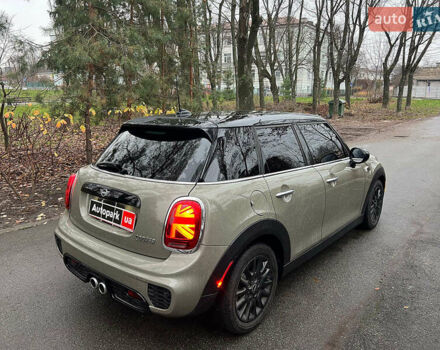 Бежевый Мини Купер, объемом двигателя 1.6 л и пробегом 57 тыс. км за 16990 $, фото 6 на Automoto.ua