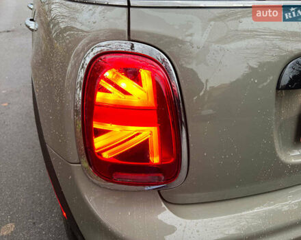 Бежевый Мини Купер, объемом двигателя 1.6 л и пробегом 57 тыс. км за 16990 $, фото 10 на Automoto.ua