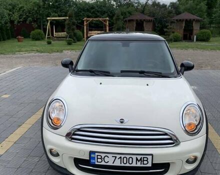 Бежевий Міні Cooper, об'ємом двигуна 1.6 л та пробігом 76 тис. км за 9300 $, фото 1 на Automoto.ua