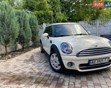Бежевий Міні Cooper, об'ємом двигуна 1.6 л та пробігом 335 тис. км за 5600 $, фото 1 на Automoto.ua