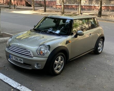 Бежевий Міні Cooper, об'ємом двигуна 1.6 л та пробігом 150 тис. км за 7200 $, фото 1 на Automoto.ua