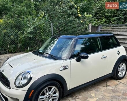 Бежевый Мини Купер, объемом двигателя 1.6 л и пробегом 148 тыс. км за 9000 $, фото 1 на Automoto.ua