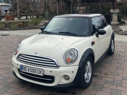 Бежевий Міні Cooper, об'ємом двигуна 1.6 л та пробігом 160 тис. км за 6900 $, фото 1 на Automoto.ua