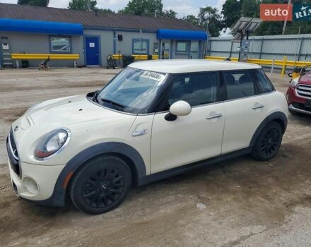 Бежевий Міні Cooper, об'ємом двигуна 2 л та пробігом 160 тис. км за 1600 $, фото 1 на Automoto.ua