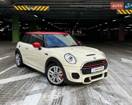 Бежевий Міні Cooper, об'ємом двигуна 2 л та пробігом 53 тис. км за 26990 $, фото 1 на Automoto.ua
