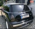 Черный Мини Купер, объемом двигателя 1.6 л и пробегом 200 тыс. км за 4100 $, фото 5 на Automoto.ua