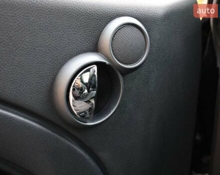 Черный Мини Купер, объемом двигателя 1.6 л и пробегом 186 тыс. км за 5500 $, фото 22 на Automoto.ua