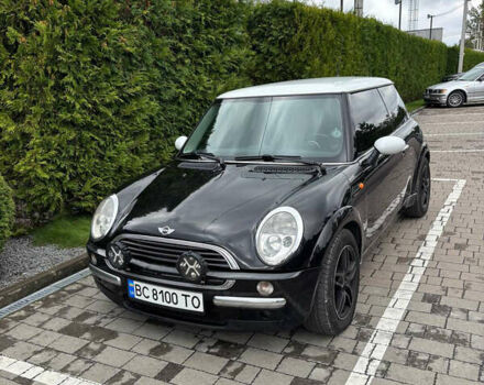 Чорний Міні Cooper, об'ємом двигуна 1.6 л та пробігом 310 тис. км за 4300 $, фото 2 на Automoto.ua