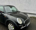 Чорний Міні Cooper, об'ємом двигуна 1.6 л та пробігом 275 тис. км за 4450 $, фото 2 на Automoto.ua