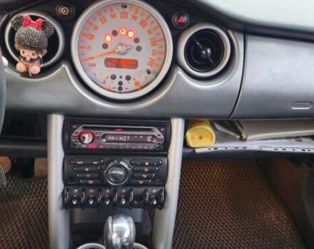 Чорний Міні Cooper, об'ємом двигуна 1.6 л та пробігом 125 тис. км за 4500 $, фото 18 на Automoto.ua