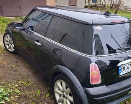 Чорний Міні Cooper, об'ємом двигуна 1.6 л та пробігом 125 тис. км за 4500 $, фото 6 на Automoto.ua