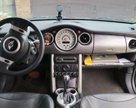 Чорний Міні Cooper, об'ємом двигуна 1.6 л та пробігом 125 тис. км за 4500 $, фото 11 на Automoto.ua