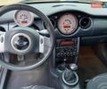 Черный Мини Купер, объемом двигателя 1.6 л и пробегом 250 тыс. км за 4300 $, фото 10 на Automoto.ua