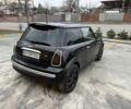 Чорний Міні Cooper, об'ємом двигуна 1.4 л та пробігом 300 тис. км за 4850 $, фото 4 на Automoto.ua