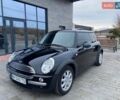 Черный Мини Купер, объемом двигателя 1.6 л и пробегом 250 тыс. км за 4300 $, фото 8 на Automoto.ua