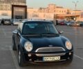 Черный Мини Купер, объемом двигателя 1.6 л и пробегом 240 тыс. км за 4500 $, фото 9 на Automoto.ua