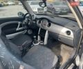 Чорний Міні Cooper, об'ємом двигуна 1.6 л та пробігом 196 тис. км за 3850 $, фото 5 на Automoto.ua