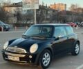 Черный Мини Купер, объемом двигателя 1.6 л и пробегом 240 тыс. км за 3800 $, фото 2 на Automoto.ua