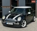 Чорний Міні Cooper, об'ємом двигуна 1.6 л та пробігом 175 тис. км за 5700 $, фото 1 на Automoto.ua