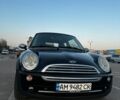 Черный Мини Купер, объемом двигателя 1.6 л и пробегом 240 тыс. км за 4500 $, фото 10 на Automoto.ua