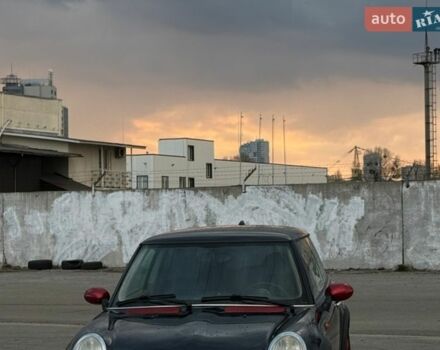Чорний Міні Cooper, об'ємом двигуна 1.6 л та пробігом 151 тис. км за 4700 $, фото 2 на Automoto.ua