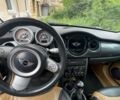 Чорний Міні Cooper, об'ємом двигуна 1.6 л та пробігом 250 тис. км за 4900 $, фото 1 на Automoto.ua