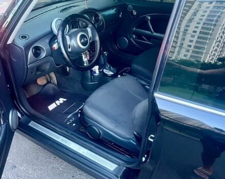 Чорний Міні Cooper, об'ємом двигуна 1.6 л та пробігом 143 тис. км за 4800 $, фото 3 на Automoto.ua