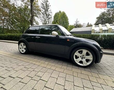 Чорний Міні Cooper, об'ємом двигуна 1.6 л та пробігом 240 тис. км за 5300 $, фото 9 на Automoto.ua