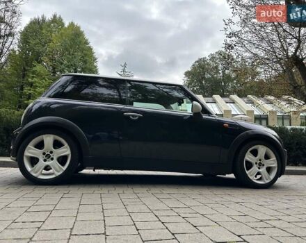 Чорний Міні Cooper, об'ємом двигуна 1.6 л та пробігом 240 тис. км за 5300 $, фото 13 на Automoto.ua