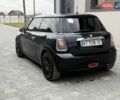 Черный Мини Купер, объемом двигателя 1.6 л и пробегом 250 тыс. км за 5600 $, фото 9 на Automoto.ua