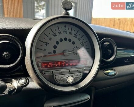 Чорний Міні Cooper, об'ємом двигуна 1.6 л та пробігом 270 тис. км за 4900 $, фото 12 на Automoto.ua