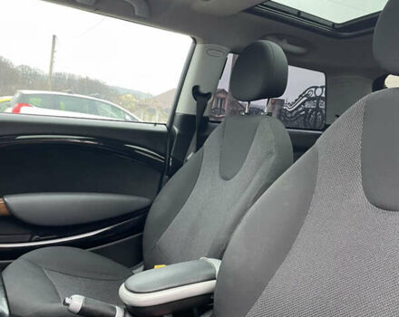 Черный Мини Купер, объемом двигателя 1.6 л и пробегом 251 тыс. км за 3600 $, фото 2 на Automoto.ua