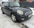 Черный Мини Купер, объемом двигателя 1.6 л и пробегом 270 тыс. км за 5342 $, фото 1 на Automoto.ua