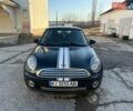 Черный Мини Купер, объемом двигателя 1.4 л и пробегом 200 тыс. км за 4600 $, фото 1 на Automoto.ua