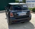 Черный Мини Купер, объемом двигателя 1.6 л и пробегом 180 тыс. км за 7500 $, фото 6 на Automoto.ua