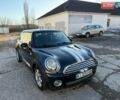 Черный Мини Купер, объемом двигателя 1.4 л и пробегом 200 тыс. км за 4600 $, фото 1 на Automoto.ua