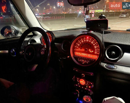 Черный Мини Купер, объемом двигателя 1.6 л и пробегом 270 тыс. км за 6899 $, фото 13 на Automoto.ua