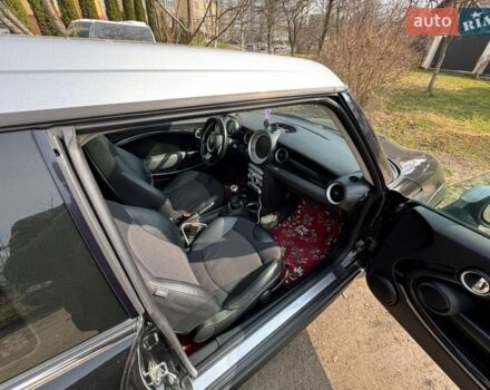 Чорний Міні Cooper, об'ємом двигуна 1.6 л та пробігом 232 тис. км за 6700 $, фото 30 на Automoto.ua