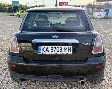 Черный Мини Купер, объемом двигателя 1.6 л и пробегом 196 тыс. км за 7200 $, фото 6 на Automoto.ua