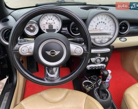 Чорний Міні Cooper, об'ємом двигуна 1.6 л та пробігом 141 тис. км за 9999 $, фото 14 на Automoto.ua