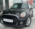 Черный Мини Купер, объемом двигателя 1.6 л и пробегом 109 тыс. км за 6500 $, фото 1 на Automoto.ua