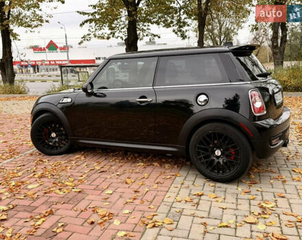 Черный Мини Купер, объемом двигателя 1.6 л и пробегом 119 тыс. км за 6699 $, фото 1 на Automoto.ua